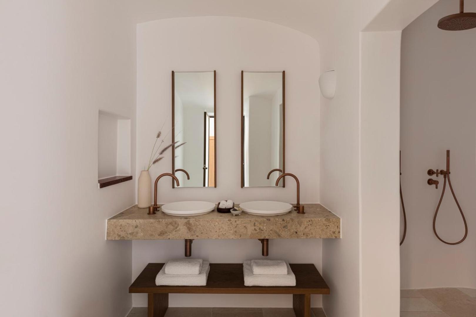 Canaves Ena - Small Luxury Hotels Of The World Oia  Bagian luar foto