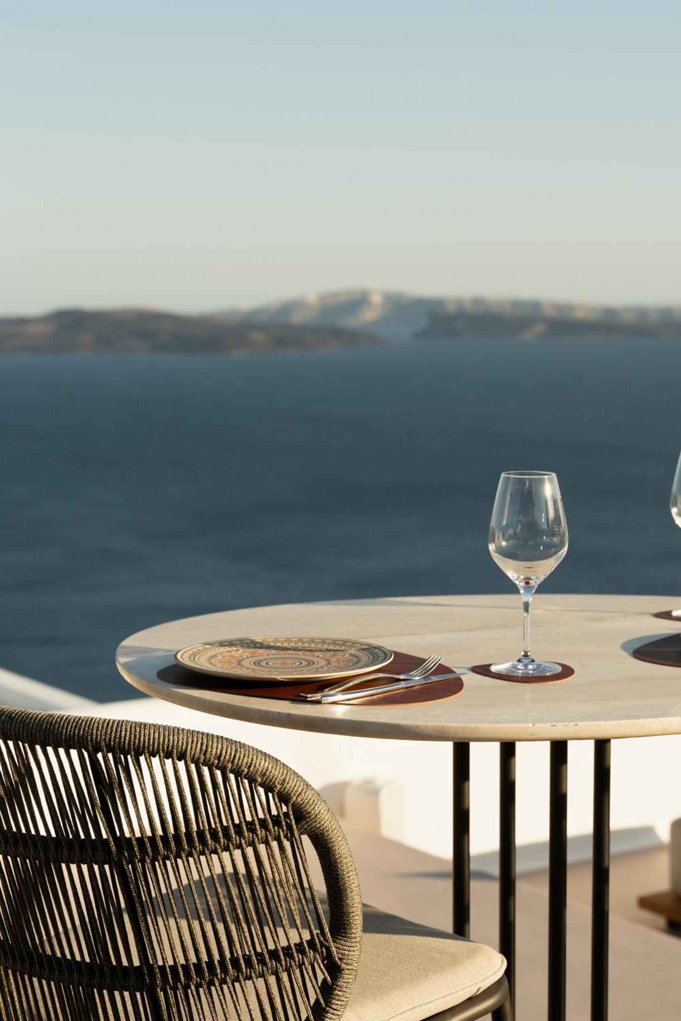 Canaves Ena - Small Luxury Hotels Of The World Oia  Bagian luar foto